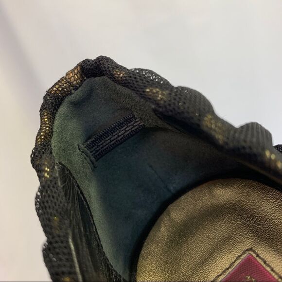 Betsey Johnson black gold Beverly heels size 8 - Picture 11 of 12